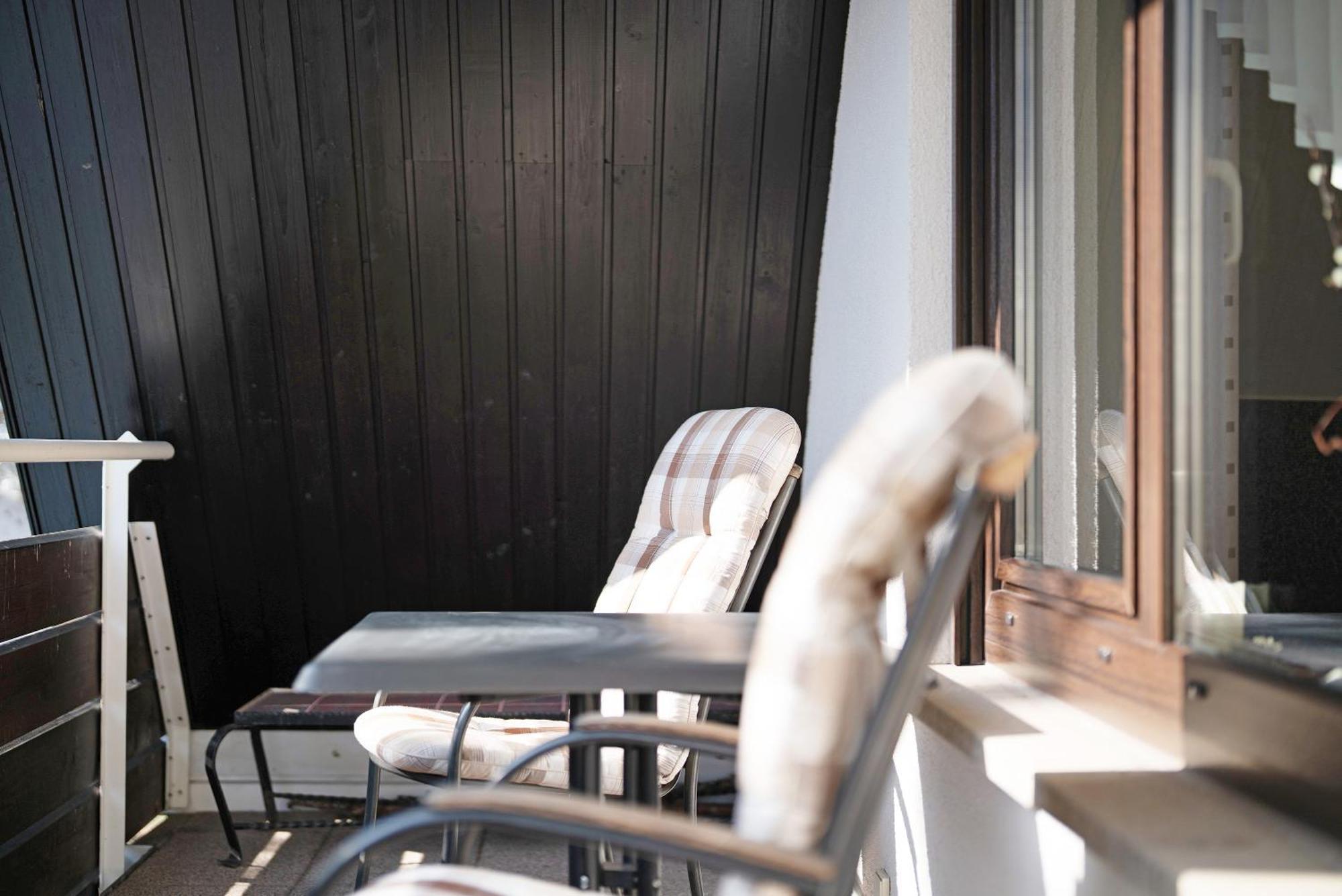 2 Wohnung, Mit Sonnenterasse Apartment